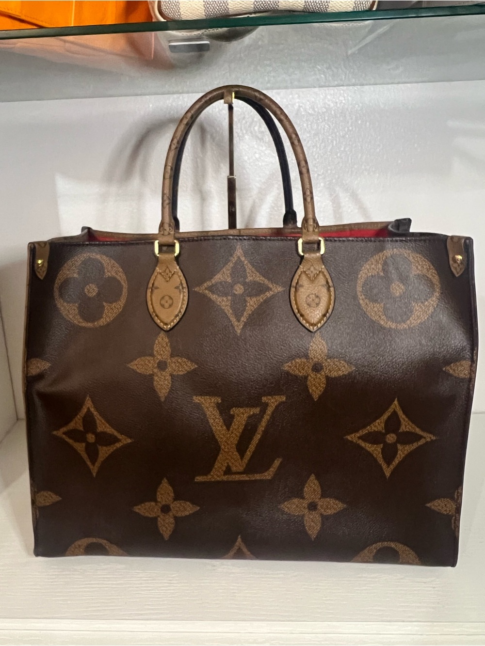 Louis Vuitton OnTheGo GM tote - Picture 2 of 16